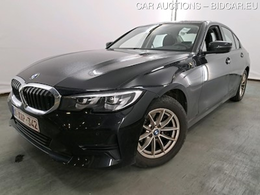 BMW 3-serie 2.0 318DA (100KW) BERLINE