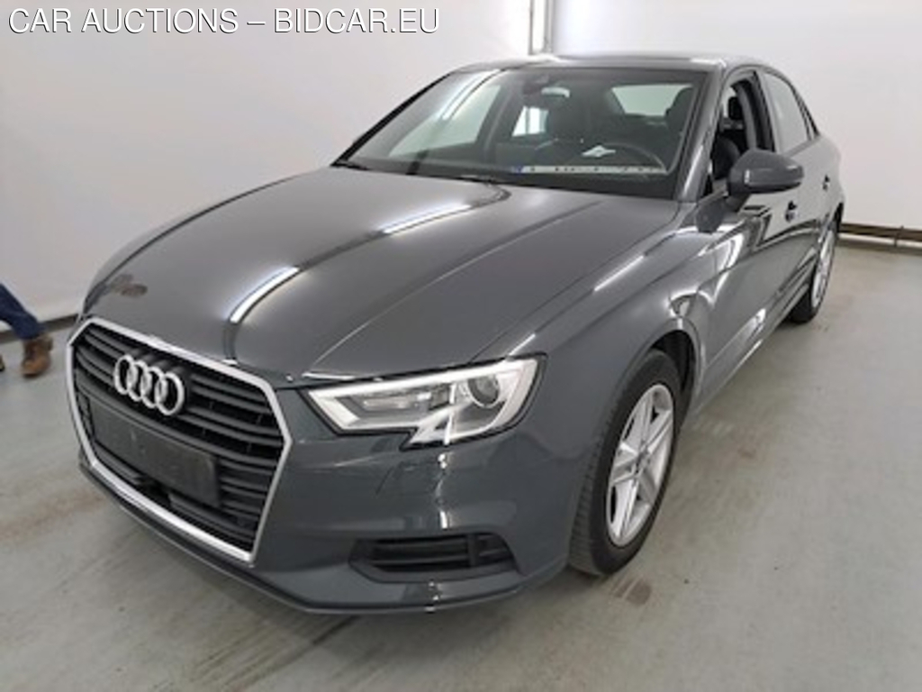 Audi A3 sedan diesel - 2017 1.6 TDi Business Edition S tronic Business Plus Assistance