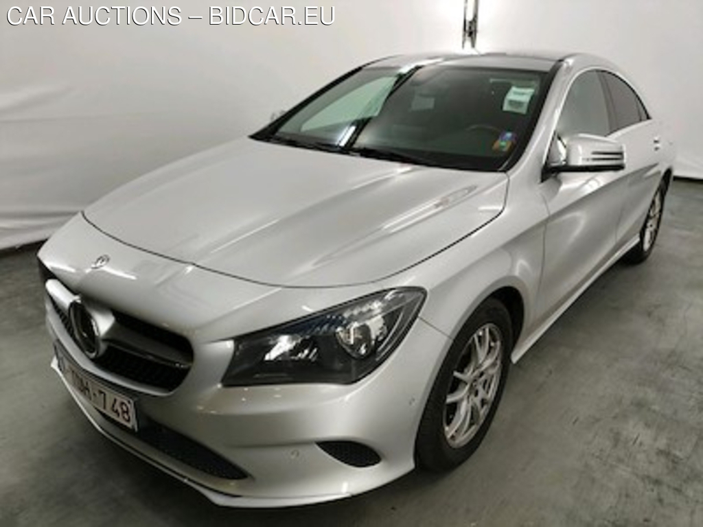 Mercedes-Benz Classe cla diesel c117 - 201 CLA 200 d Professional + Aide au Parking