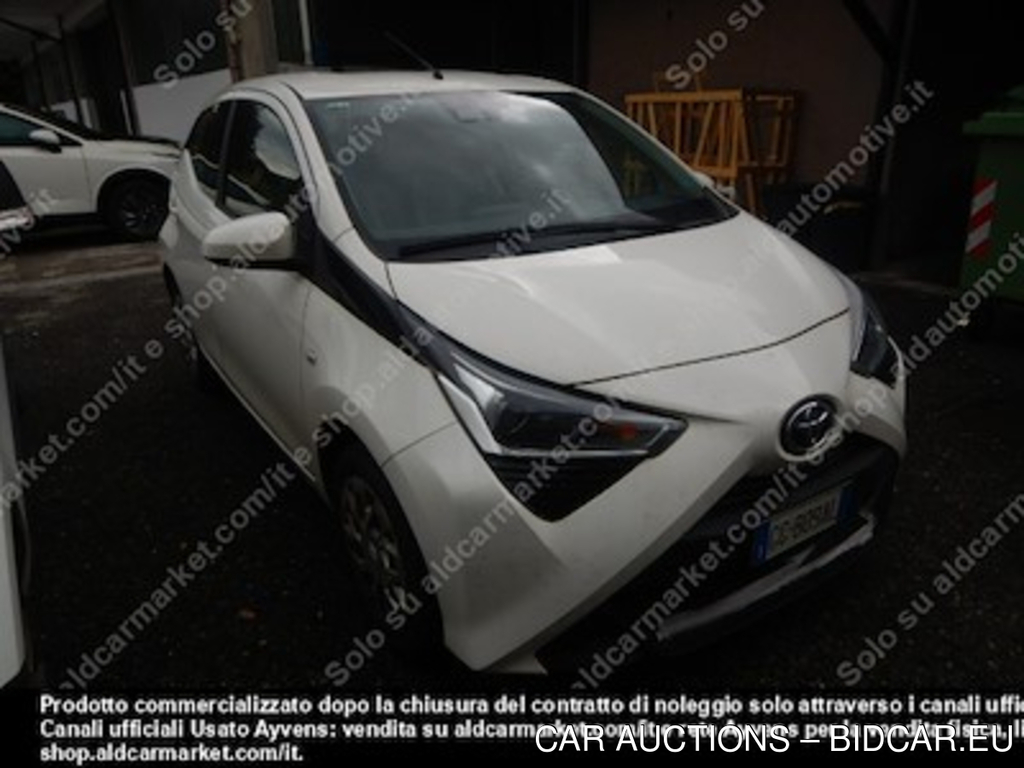 Toyota aygo connect 1.0 vvt-i x-cool -