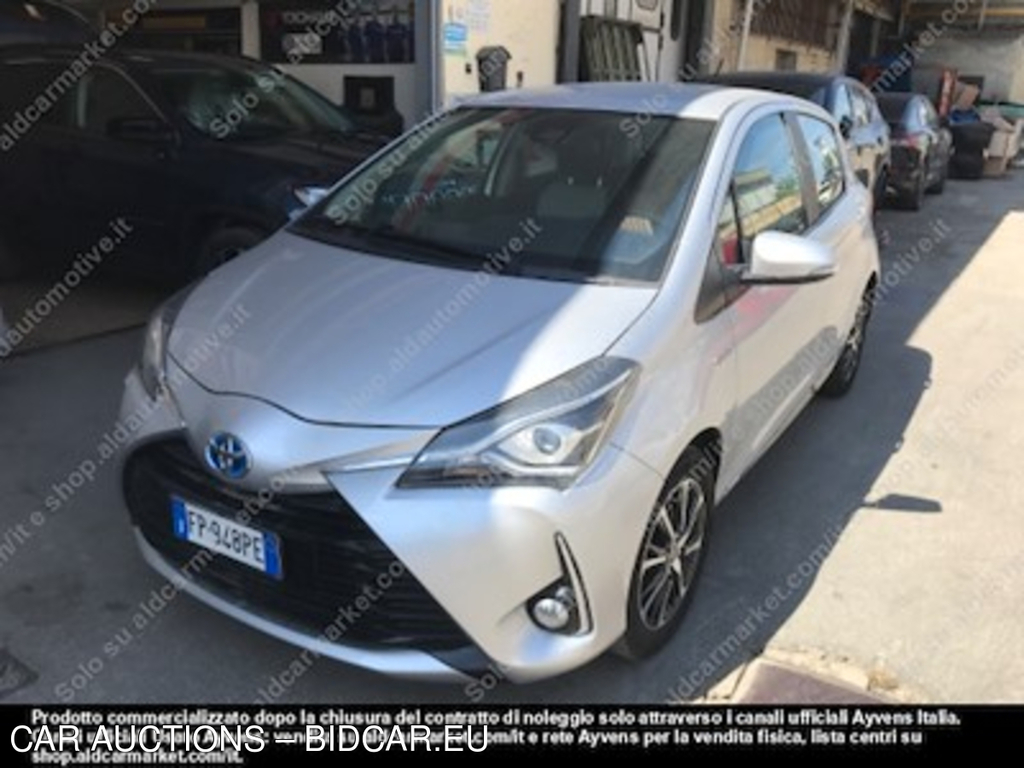 Toyota yaris 1.5 hybrid active hatchback -