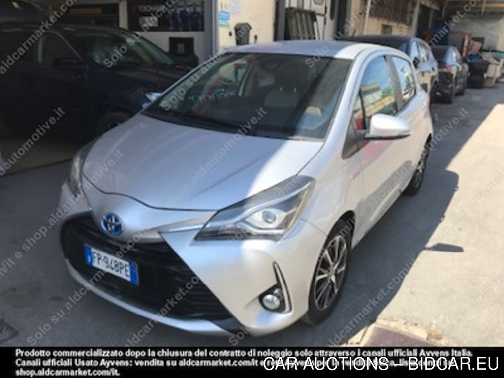 Toyota yaris 1.5 hybrid active hatchback -