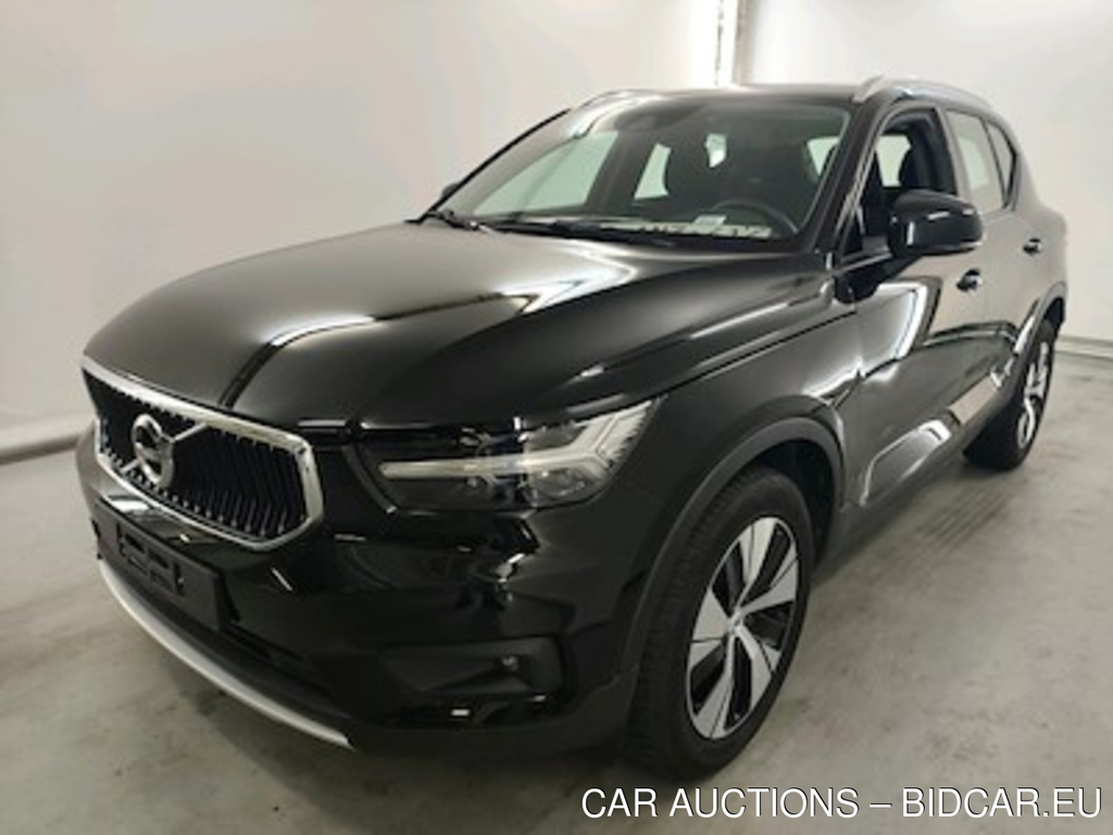 Volvo XC40 1.5 T2 MOMENTUM PRO