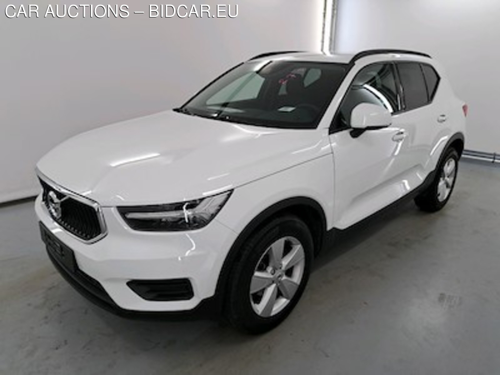 Volvo XC40 1.5 T2 MOMENTUM CORE