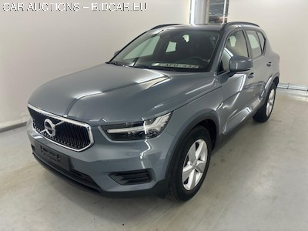 Volvo XC40 1.5 T2 MOMENTUM CORE Sensus Navigation Park Assist