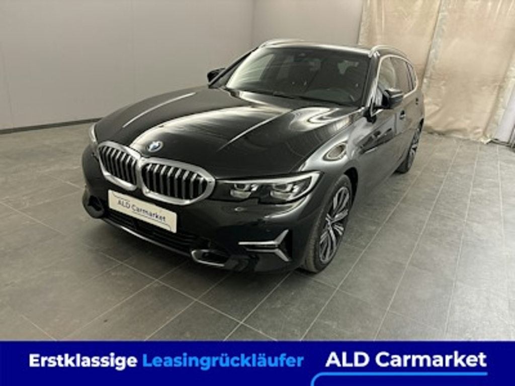 BMW 3er BMW 320d Touring Aut. Luxury Line Kombi, 5-turig, Automatik, 8-Gang