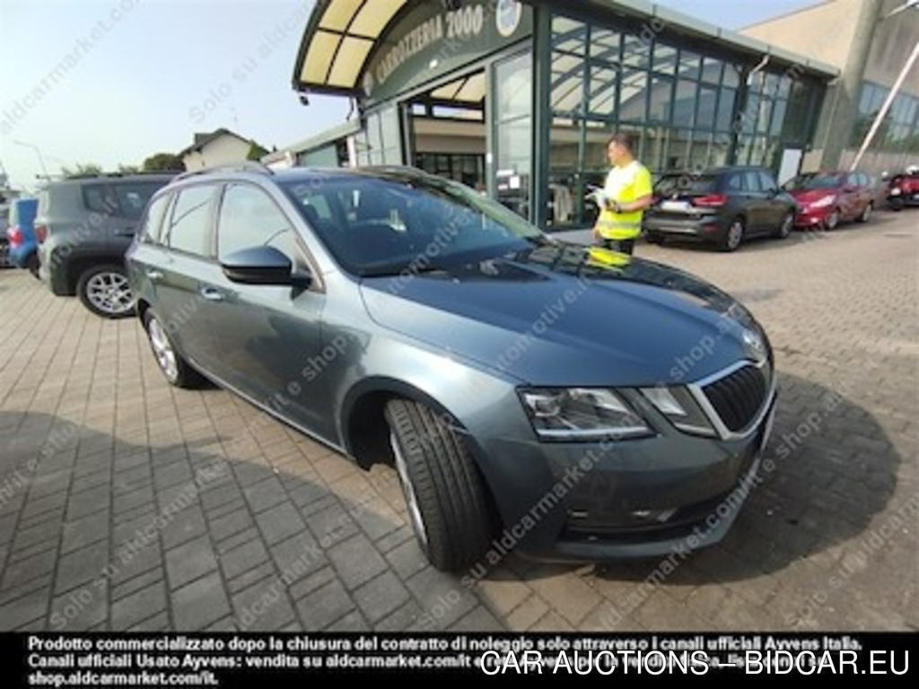 Skoda octavia 1.6 tdi executive dsg -