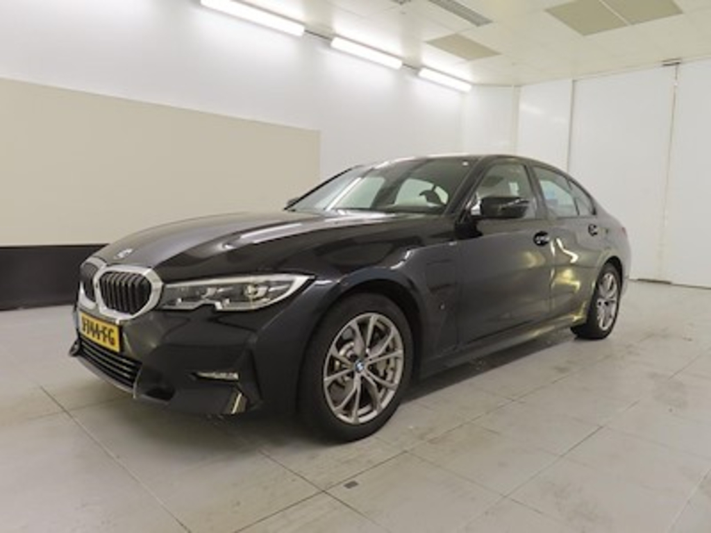 BMW 3 serie sedan 330e 4d