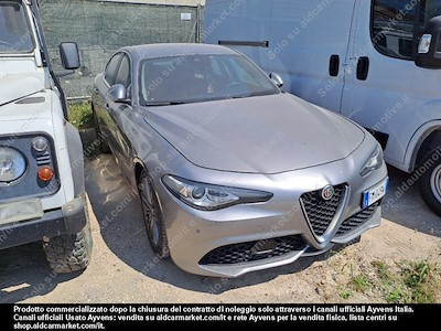 Alfa Romeo giulia 2.2 turbo at8 -