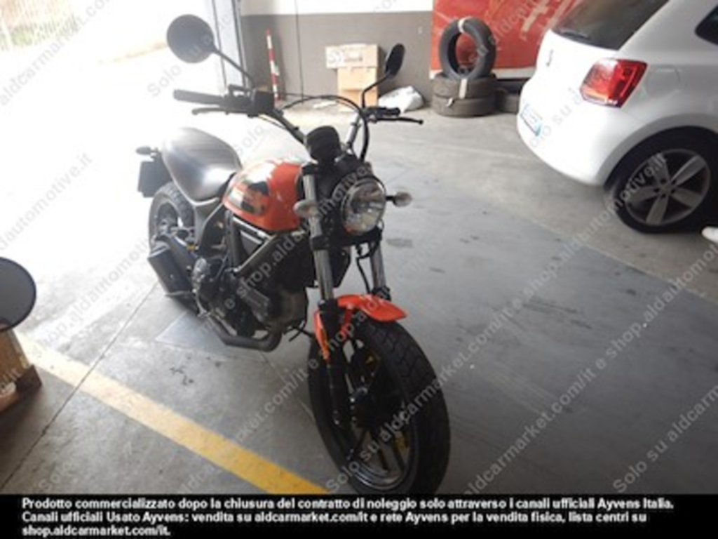 Ducati Ducati scrambler 400 sixty 2 orange -