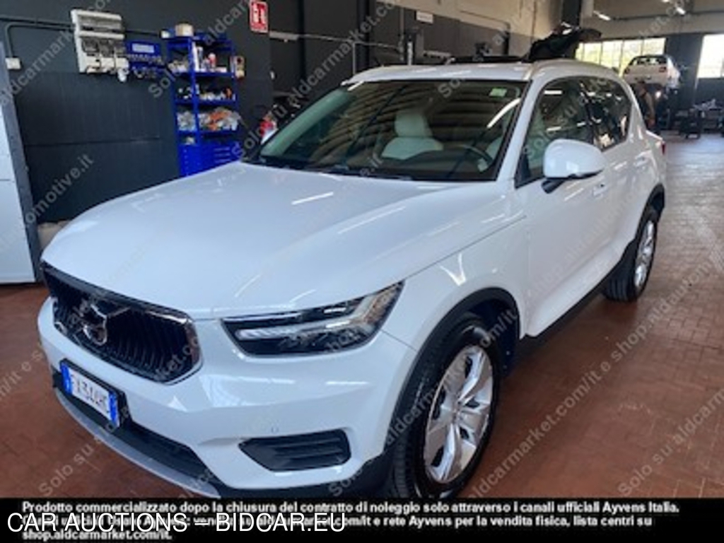 Volvo xc40 D3 geartronic momentum sport -