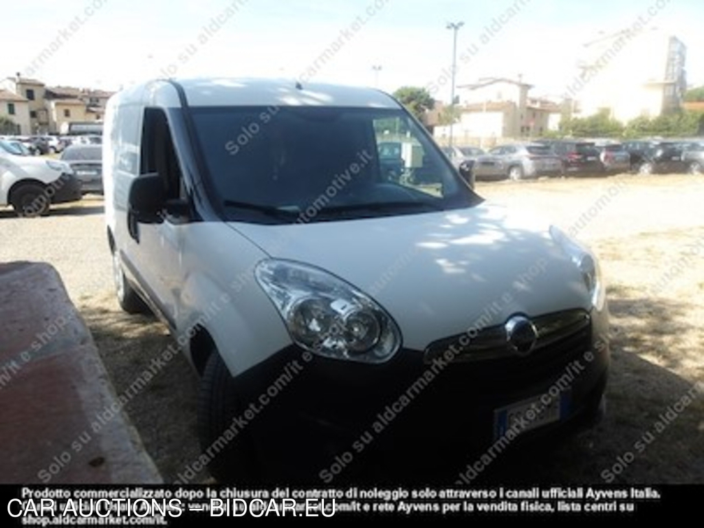 Opel combo 1.3 cdti 95 blitz -