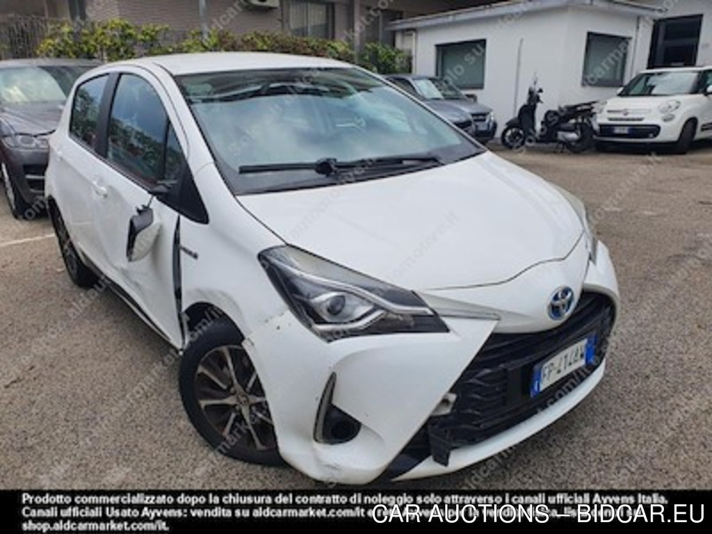 Toyota yaris 1.5 hybrid active hatchback -