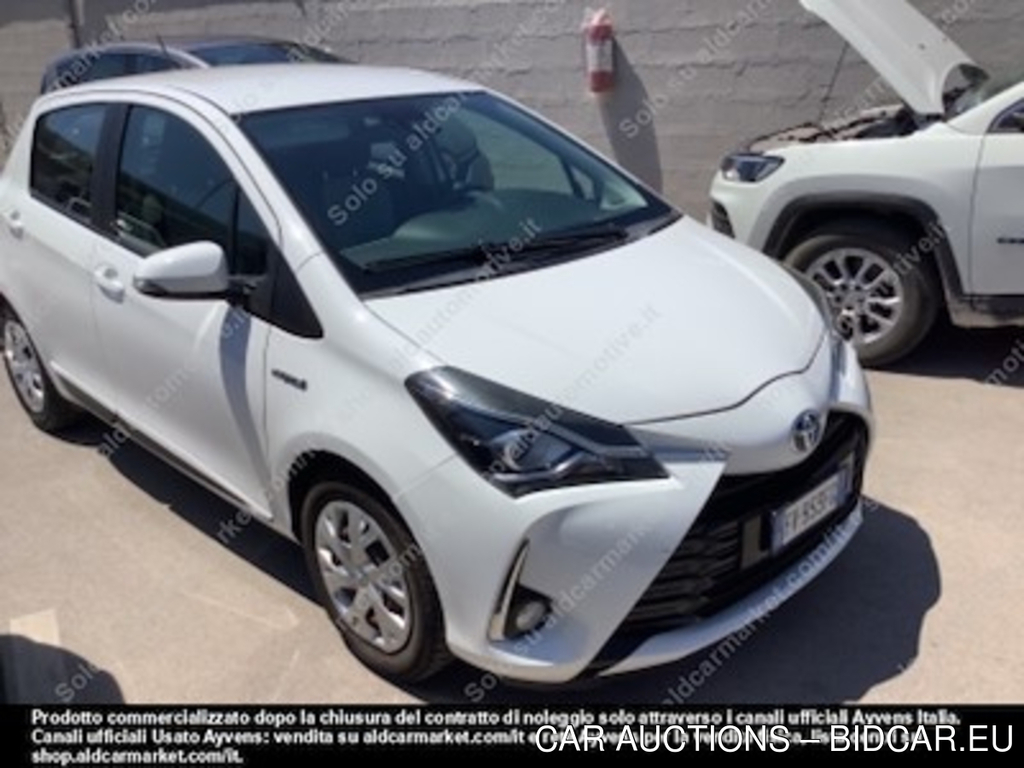 Toyota yaris 1.5 hybrid active my18 -