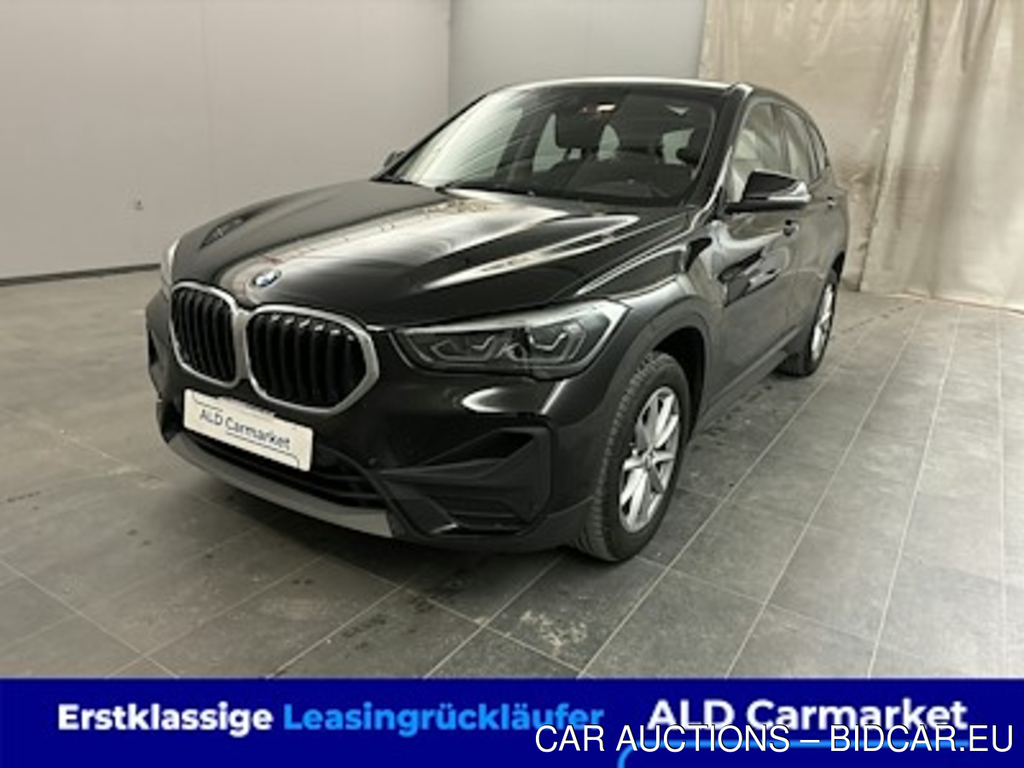 BMW X1 BMW X1 sDrive18d Aut. Advantage Geschlossen, 5-turig, Automatik, 8-Gang