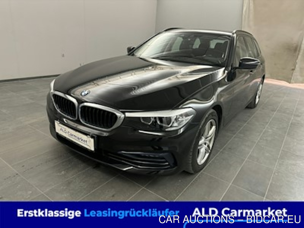 BMW 5er BMW 520d xDrive Touring Aut. Sport Line Kombi, 5-turig, Automatik, 8-Gang