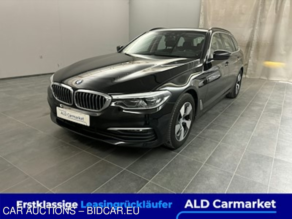 BMW 5er BMW 520d Touring Aut. Kombi, 5-turig, Automatik, 8-Gang