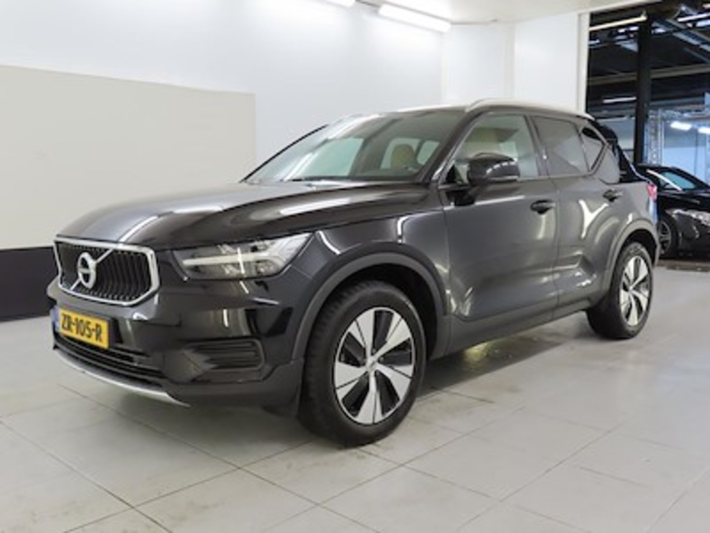 Volvo XC40 T3 Geartronic Momentum Pro 5d