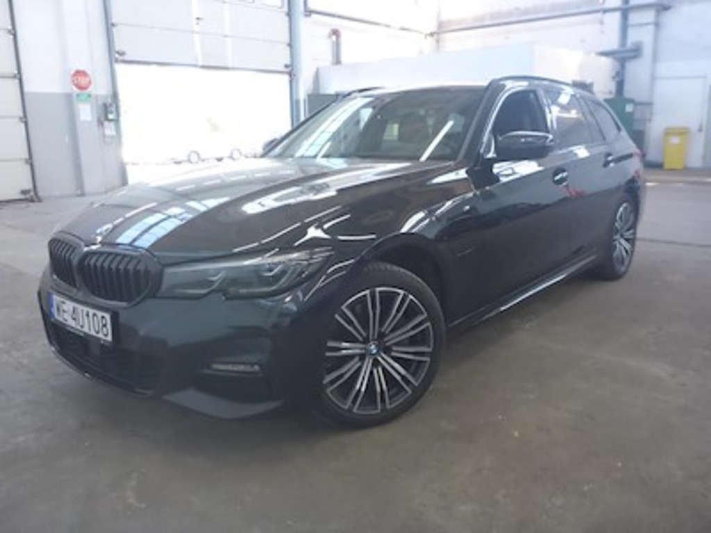 BMW Series 3 320e Xdrive Touring A