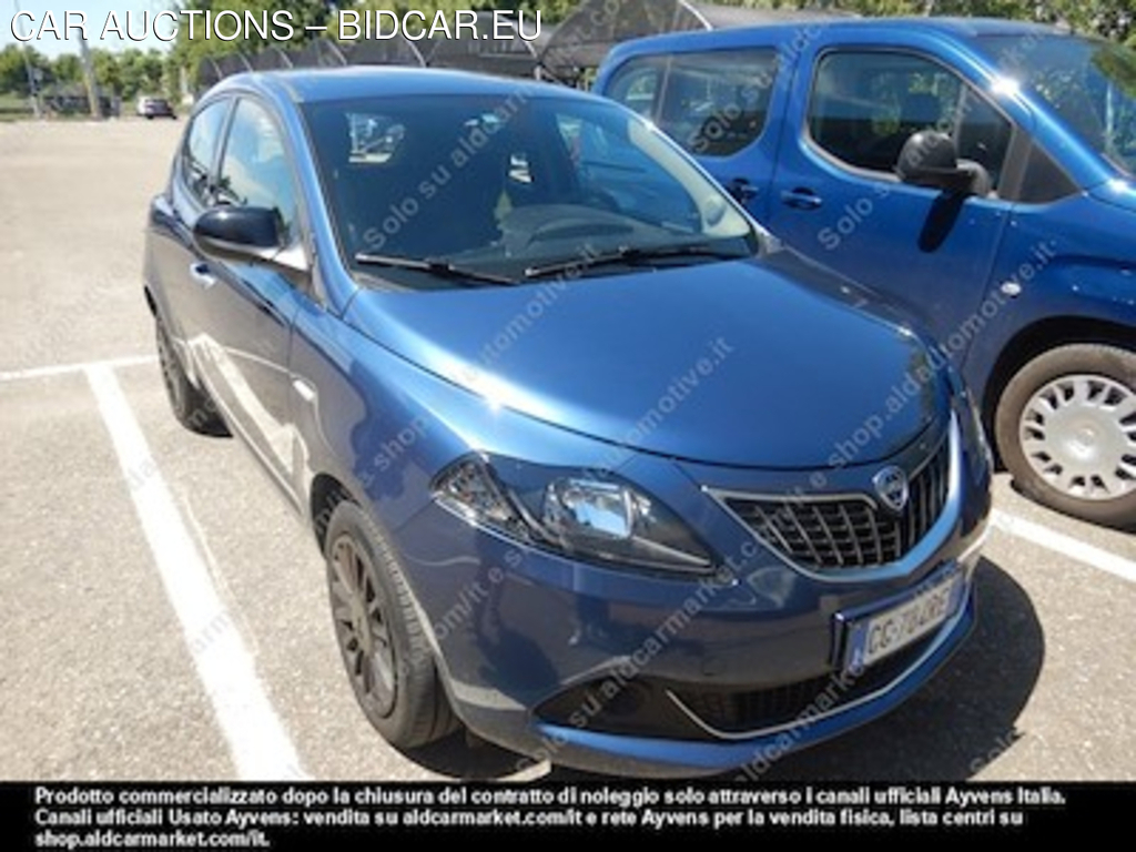 Lancia ypsilon ecochic 1.0 firefly 70cv -