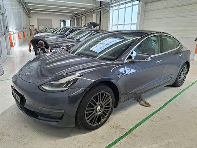 Tesla Model 3 Langstreckenbatterie Allrad Dualmotor 15