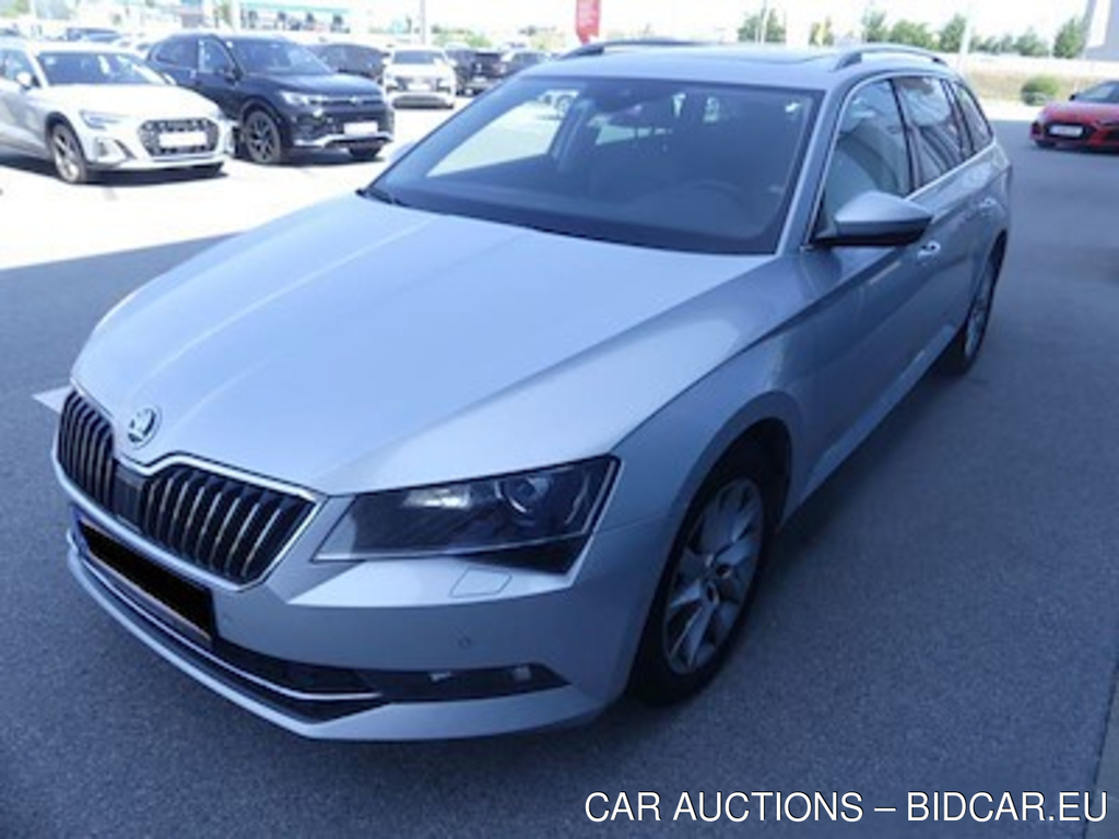 Skoda superb 2.0 TDI SCR 140KW STYLE DSG COMBI