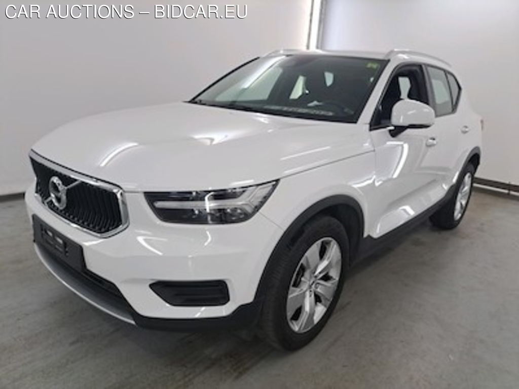 Volvo XC40 1.5 T2 MOMENTUM PRO