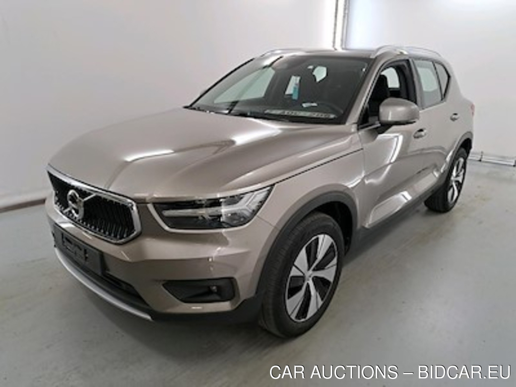 Volvo XC40 1.5 T2 GEARTRONIC MOMENTUM PRO