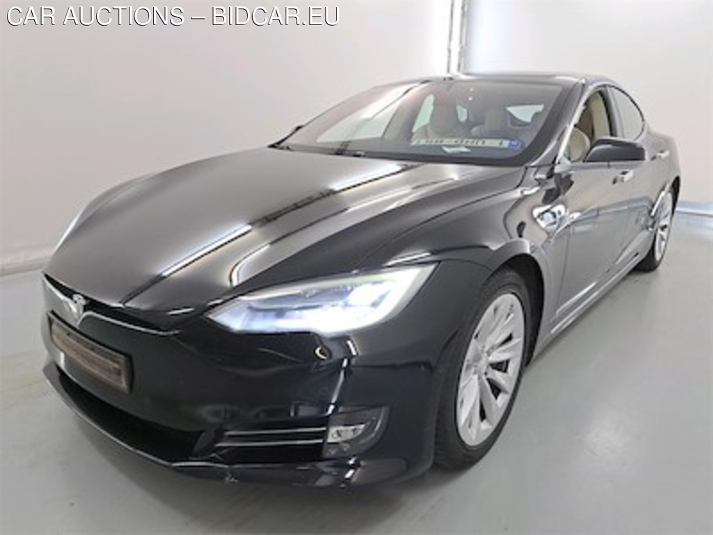 Tesla Model S - 2016 S 75 kWh Dual Motor Interior Upgrade