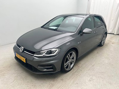 Volkswagen Golf 1.5 TSI 150pk 7-DSG 5D Highline Business R