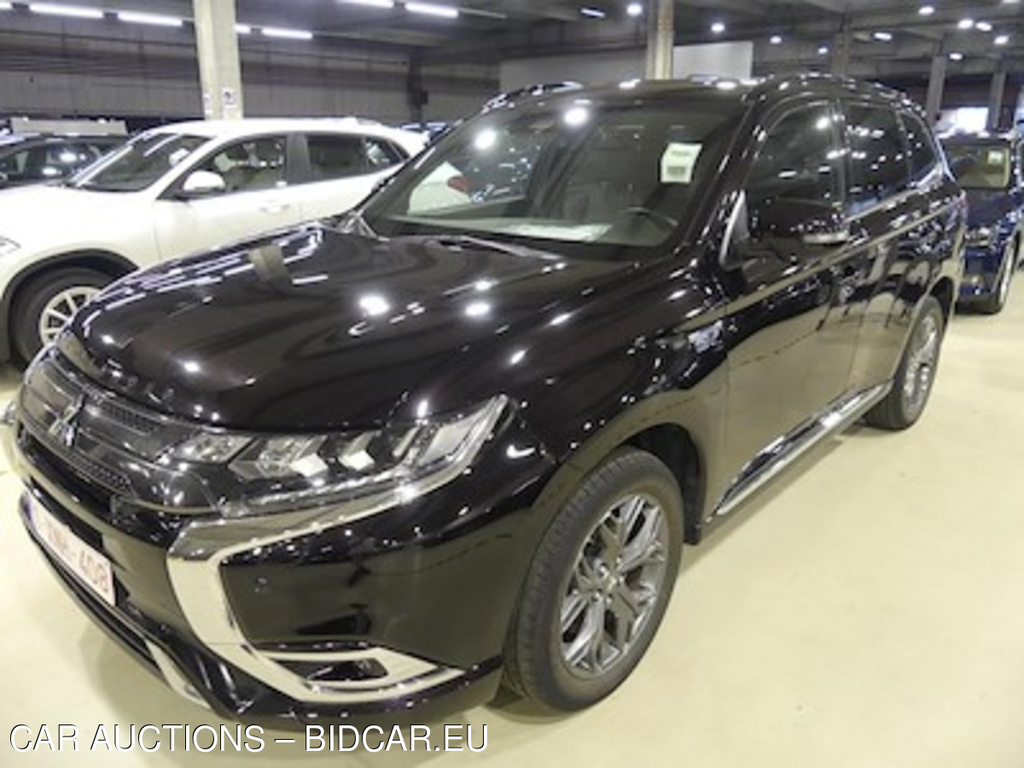 Mitsubishi OUTLANDER 2.4I 4WD PHEV INSTYLE SDA-NAV