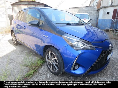 Toyota yaris 1.5 hybrid trend blue -