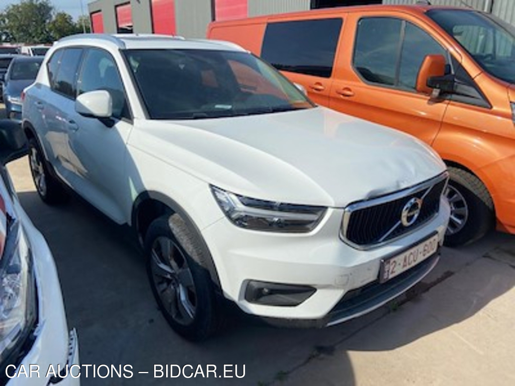 Volvo XC40 1.5 T2 MOMENTUM PRO