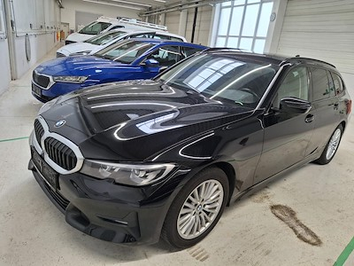 BMW Series 3 318d A Touring 110KW