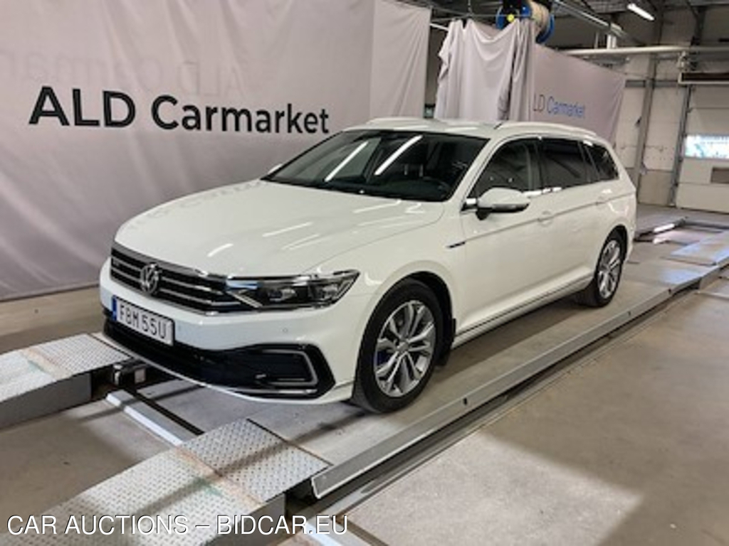 Volkswagen Passat 1.4 gte Executive, Skinn/Alcantara, P-Varmare, Nav, B-Kamera, Drag, AUTOMAT