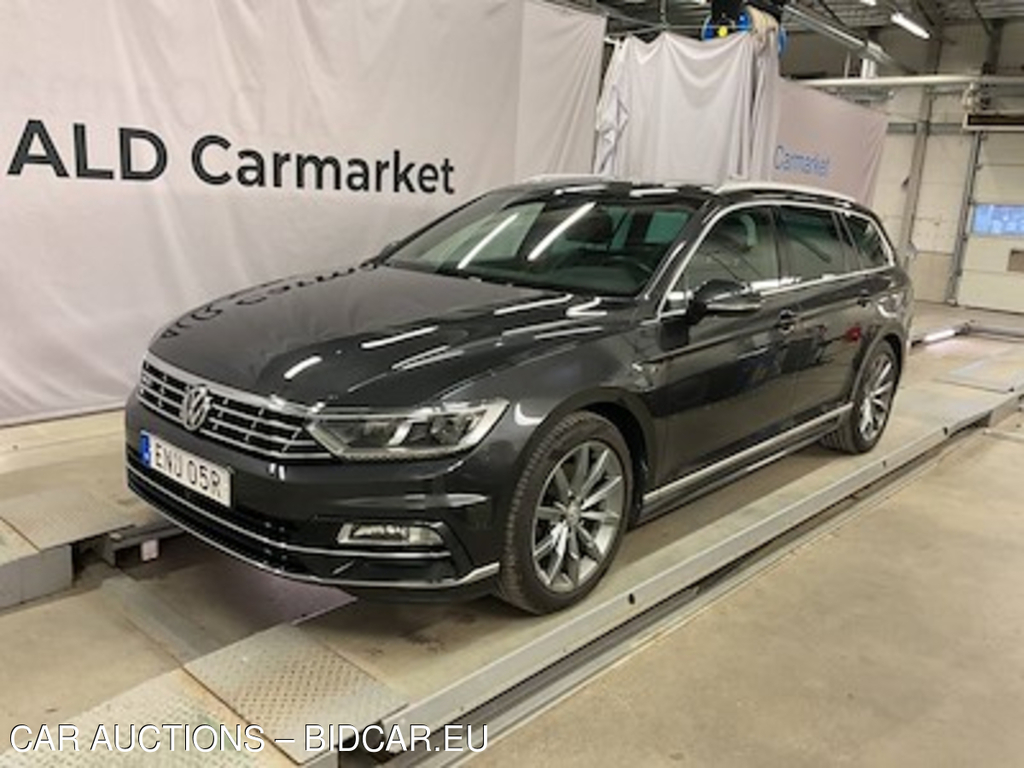 Volkswagen Passat 2.0 tdi 4motion R-Line, GT, Executive, Safe-Tech, Cockpit, HuD, El-Stolar, PANORAMA, P-Varmare, Nav, B-Kamera, Drag, AUTOMAT