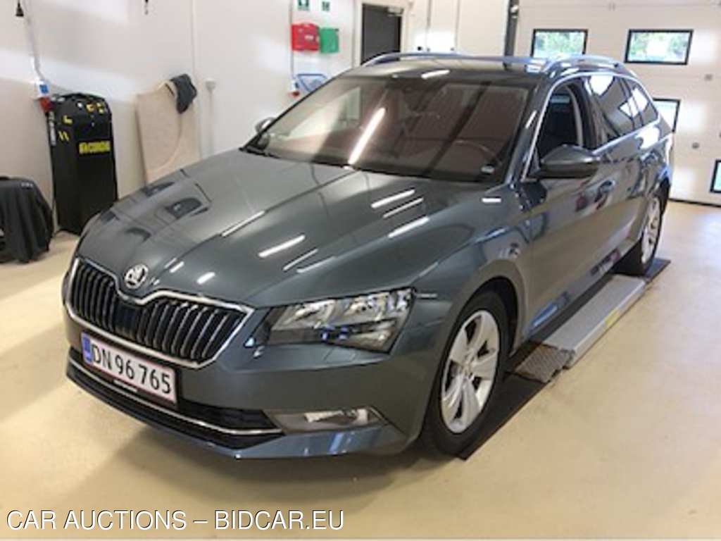 Skoda Superb 2.0 TDI 150 Ambition DSG7 Combi UA!,