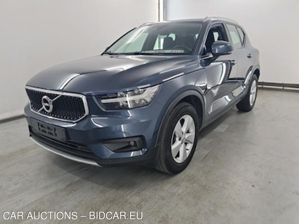 Volvo XC40 2.0 D3 MOMENTUM PRO