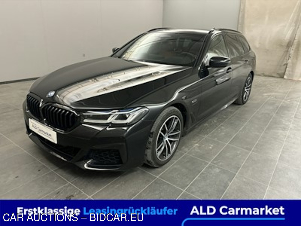 BMW 5er BMW 530e xDrive Touring Aut. Kombi, 5-turig, Automatik, 8-Gang