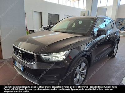 Volvo xc40 T2 automatico momentum pro -