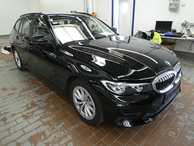 BMW series 3 2.0 320D XDRIVE A TOURING ADVANTAGE