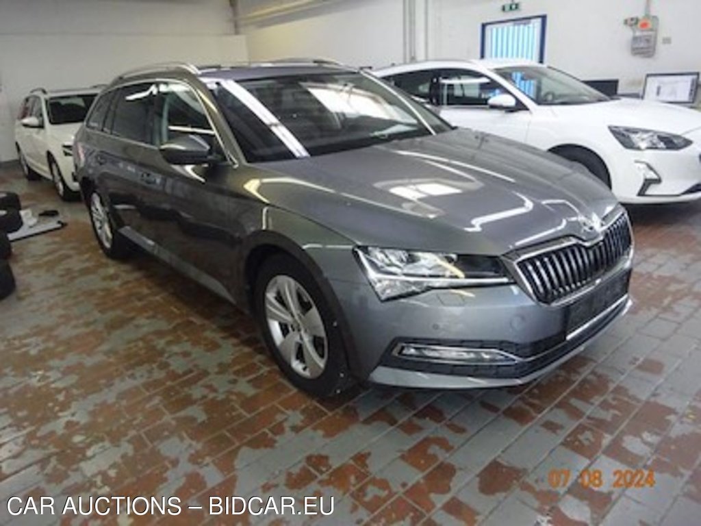 Skoda superb 2.0 TDI 110KW STYLEDSG-7 COMBI