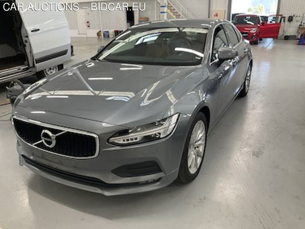 Volvo S90 2.0 D4 190 Momentum Auto