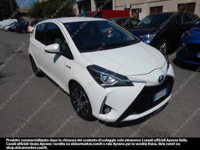 Toyota yaris 1.5 hybrid active hatchback -