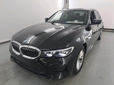 BMW 3 diesel - 2019 318 d AdBlue Model Advantage Business