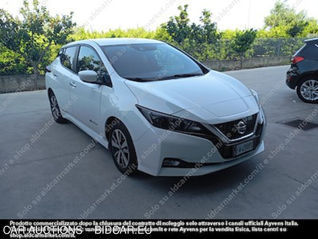 Nissan leaf acenta 40kwh hatchback 5-door -