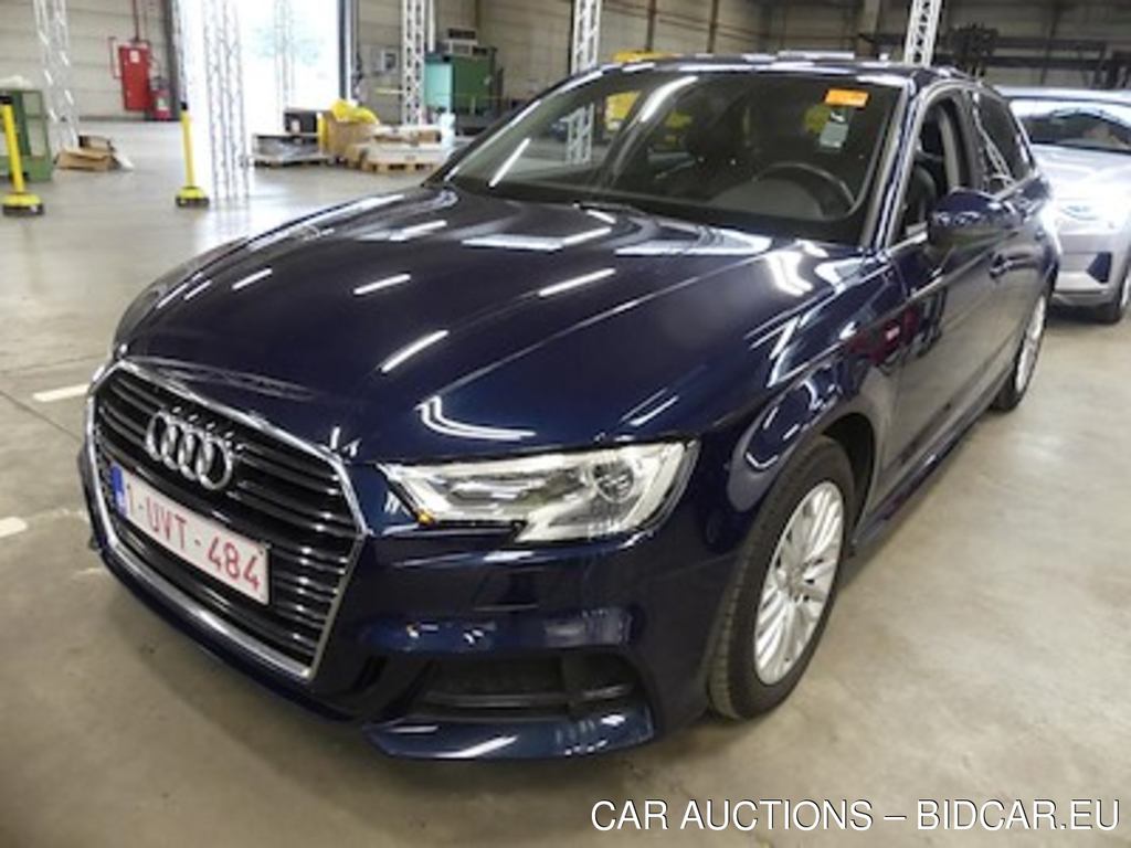 Audi A3 sportback 1.6 TDI BUSINESS EDITION S TRO