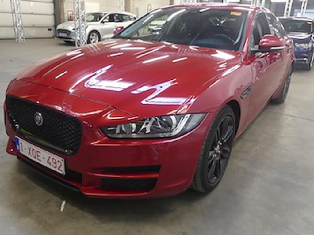 Jaguar XE 2.0 D PRESTIGE(EU6.2) AUT