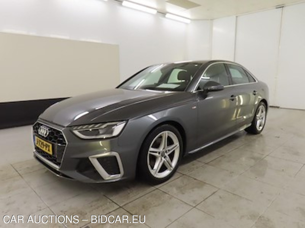 Audi A4 limousine 35 TFSI S tronic Launch edition Sport 4d