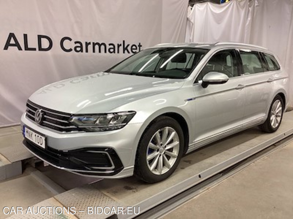 Volkswagen Passat 1.4 gte Drag-Paket, Skinn/Alcara, P-Varmare, Nav, B-Kamera, Drag, AUTOMAT